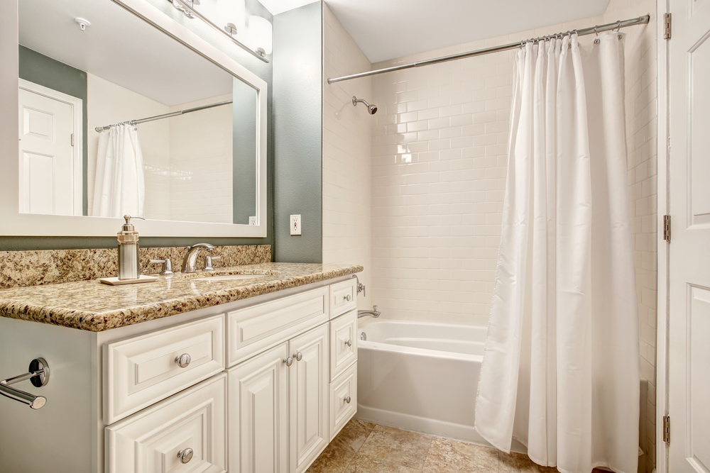 choosing mirror bathroom vanity