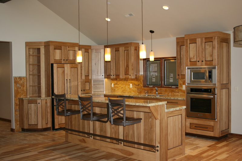 Traditional Kitchen Cabinets